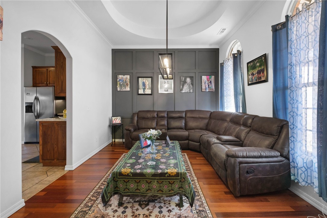 HOME SWEET HOME - Residential