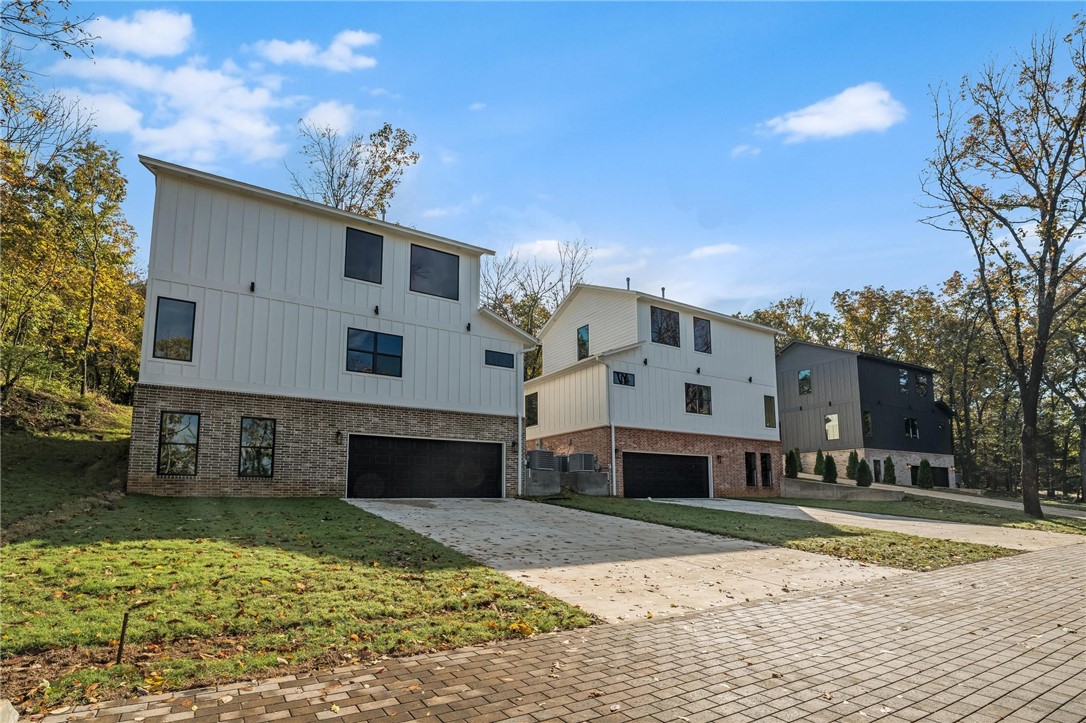 FAYETTEVILLE OUTLOTS - Residential