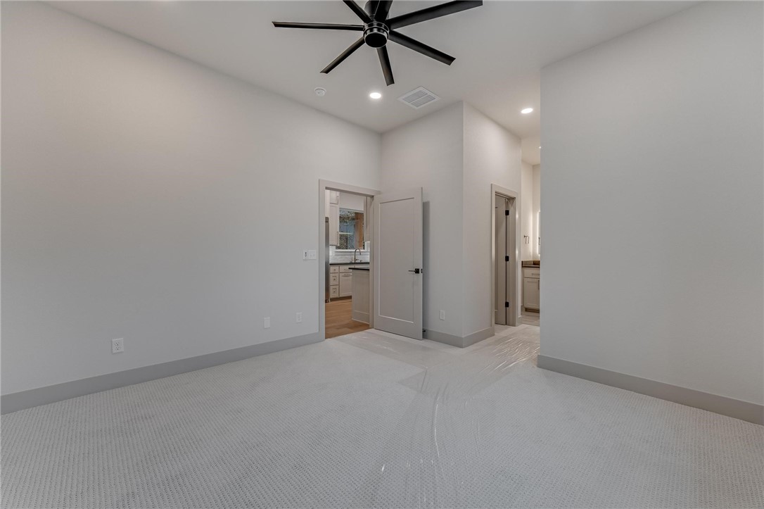 FAYETTEVILLE OUTLOTS - Residential