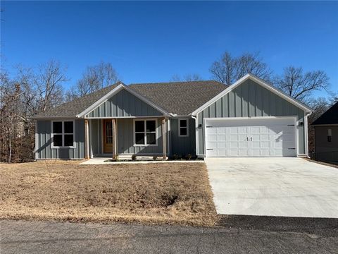 Photo of 27 Kirkcudbright Lane, Bella Vista, AR 72715 (MLS # 1334238)