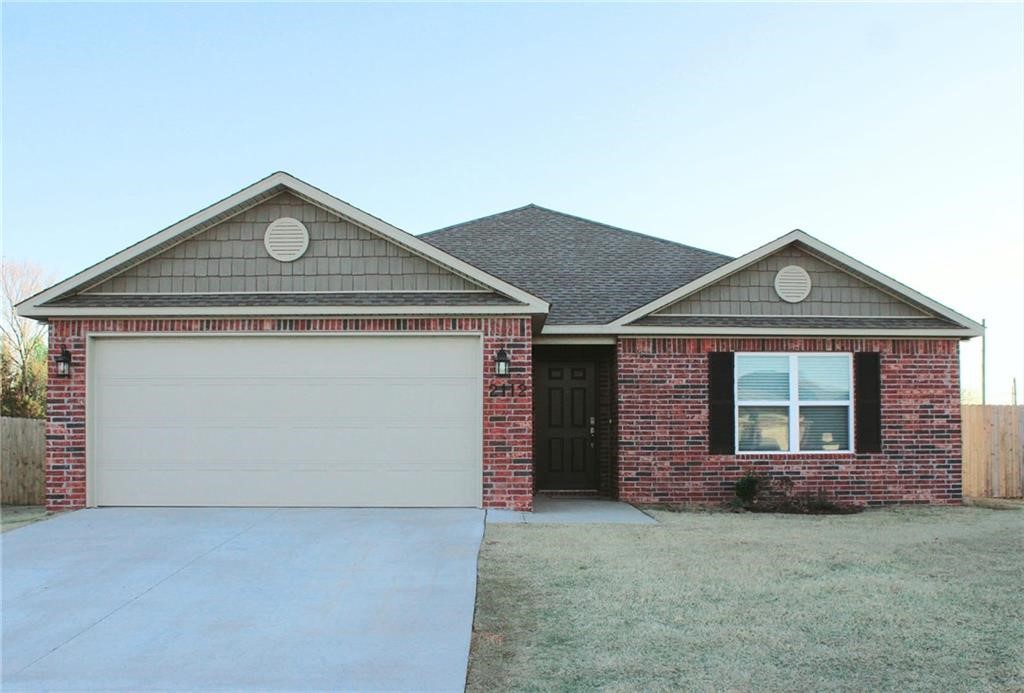 Affordable Single Family Home right in the heart of Siloam Springs ready for its new Owner! This home has upgrades like a Large 6ft Privacy Fenced Back yard, Luxury Vinyl Plank in the kitchen, dining room & bathrooms, Granite counter tops in kitchen, Stainless Steel Appliances, 2" faux wood blinds, upgraded fan in Living room, open floor plan, Jack & Jill sink ion master bath and more. Perfect home for just about anyone to enjoy with out breaking the bank.