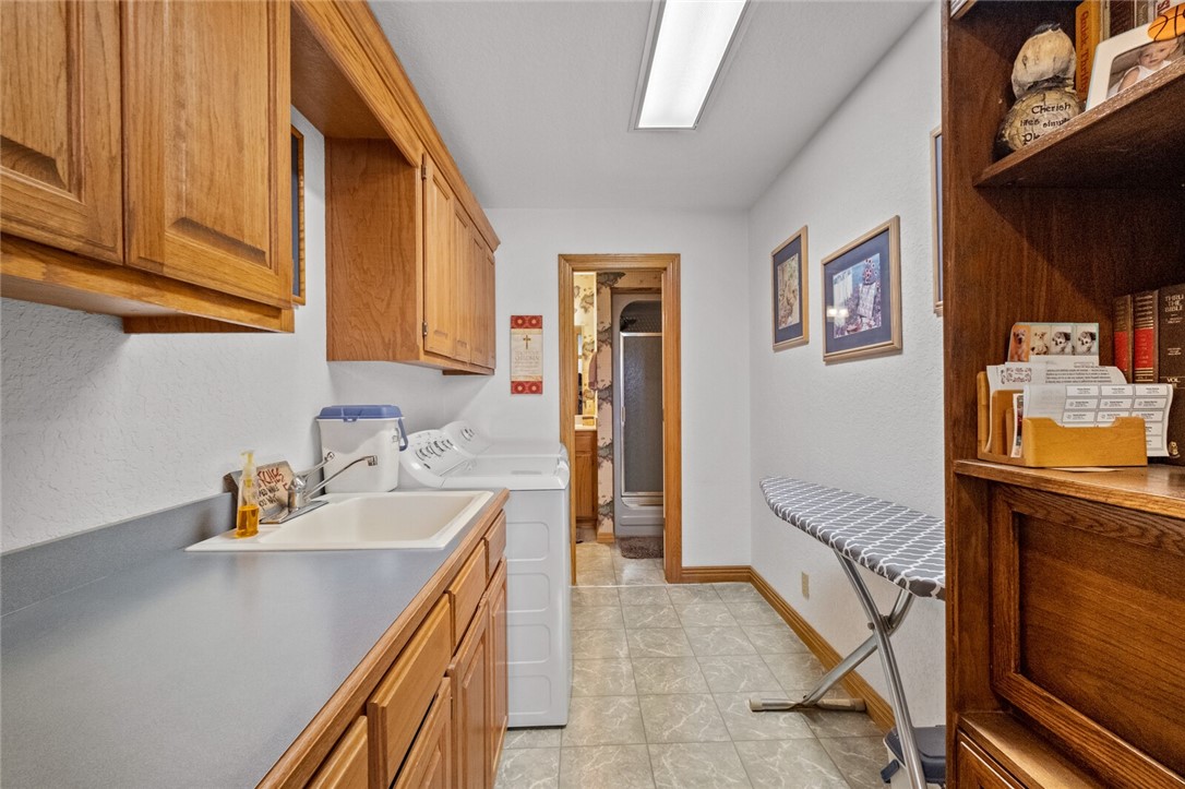 34-20-32-RURAL - Residential