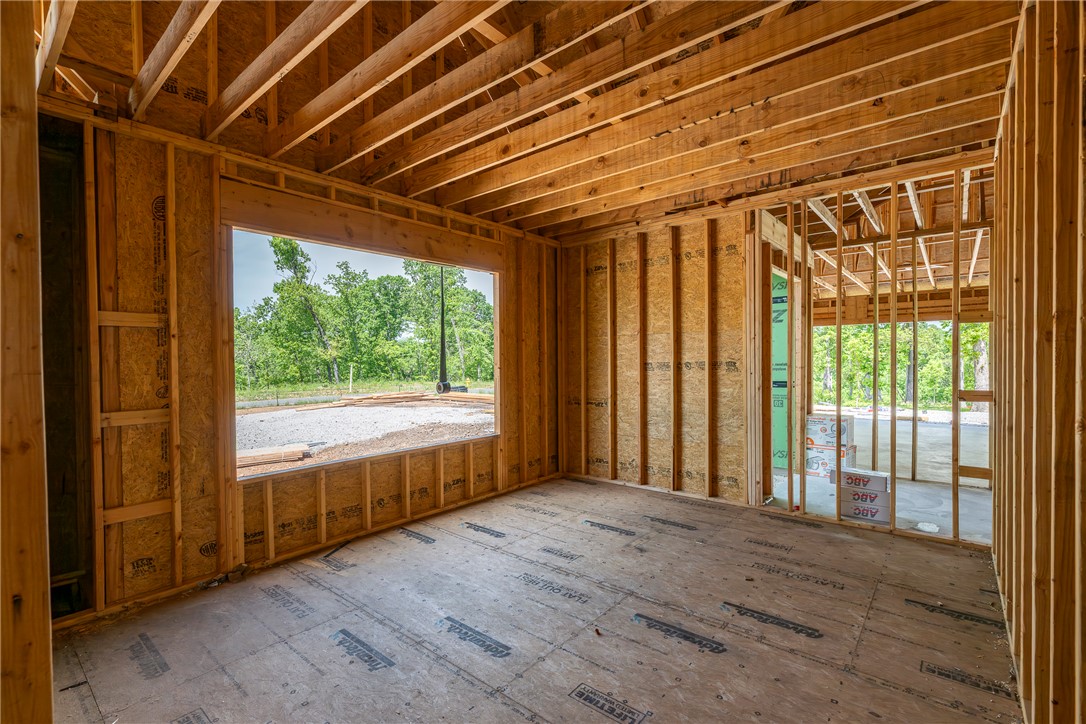 Woods Creek, East Ridge Sub Lot 11 - Residential