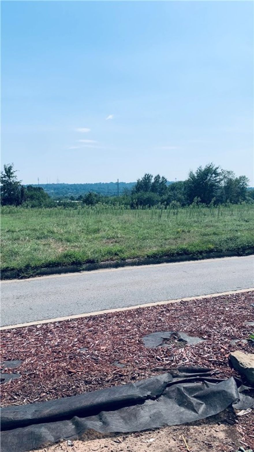 Great opportunity for new business! Property one block off 59 Hwy behind car wash. Total of .56 acres with 140 ft. of road frontage and 175 deep. 
Lot 5 and the West 40" of Lot 4
