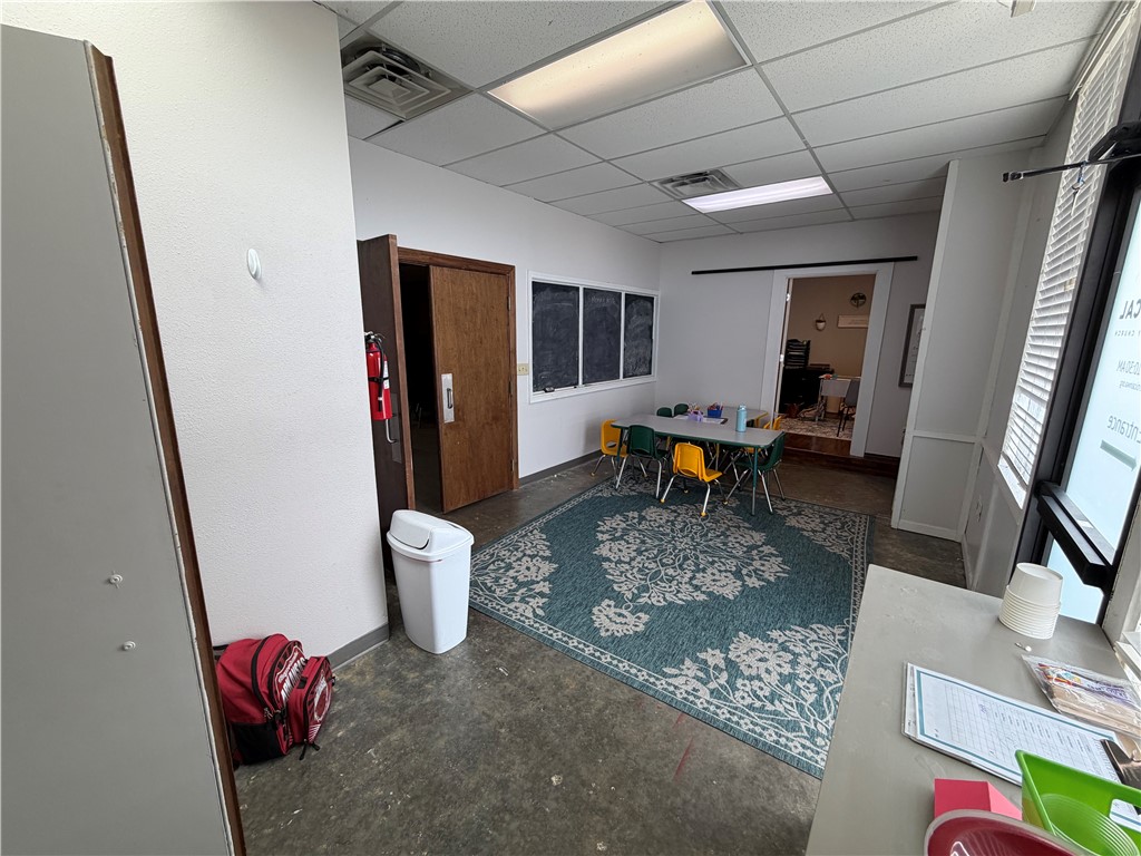 Fayetteville Outlots - Commercial Lease