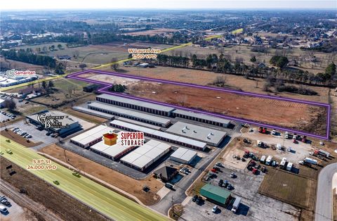 961 W Laurel Avenue Rogers AR 72758