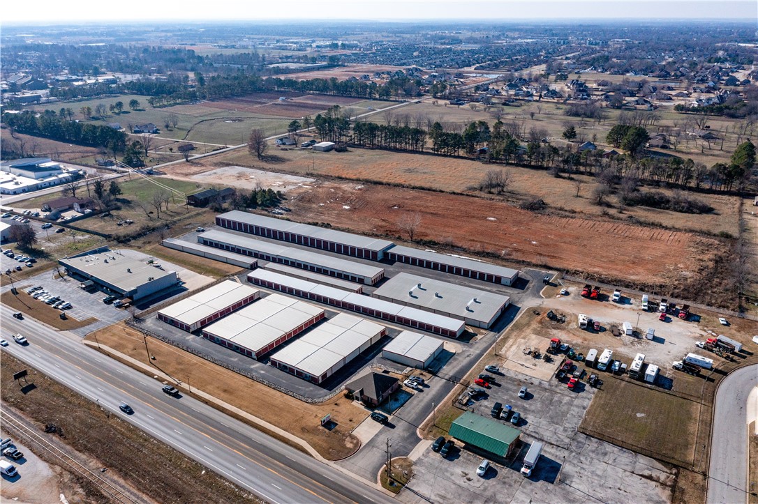 25-19-30-ROGERS - Land