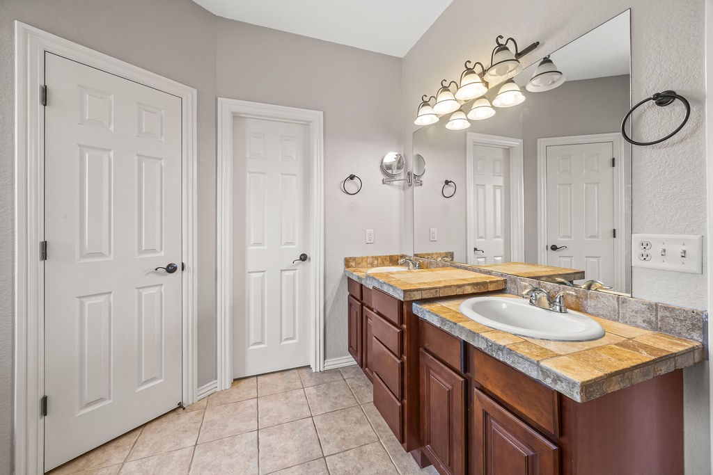 Windwood Sub Ph 4 Bentonville - Residential
