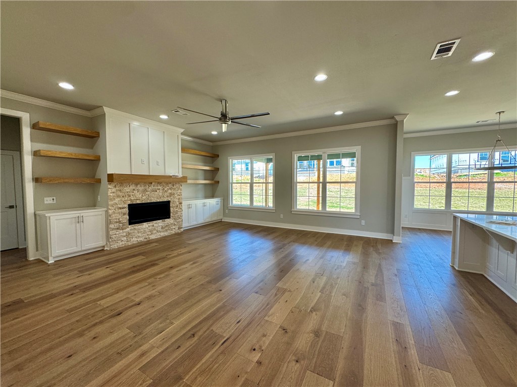 Crescent View Ph II - Residential