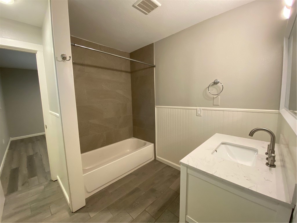 Worcester Sub Bvv - Residential Lease