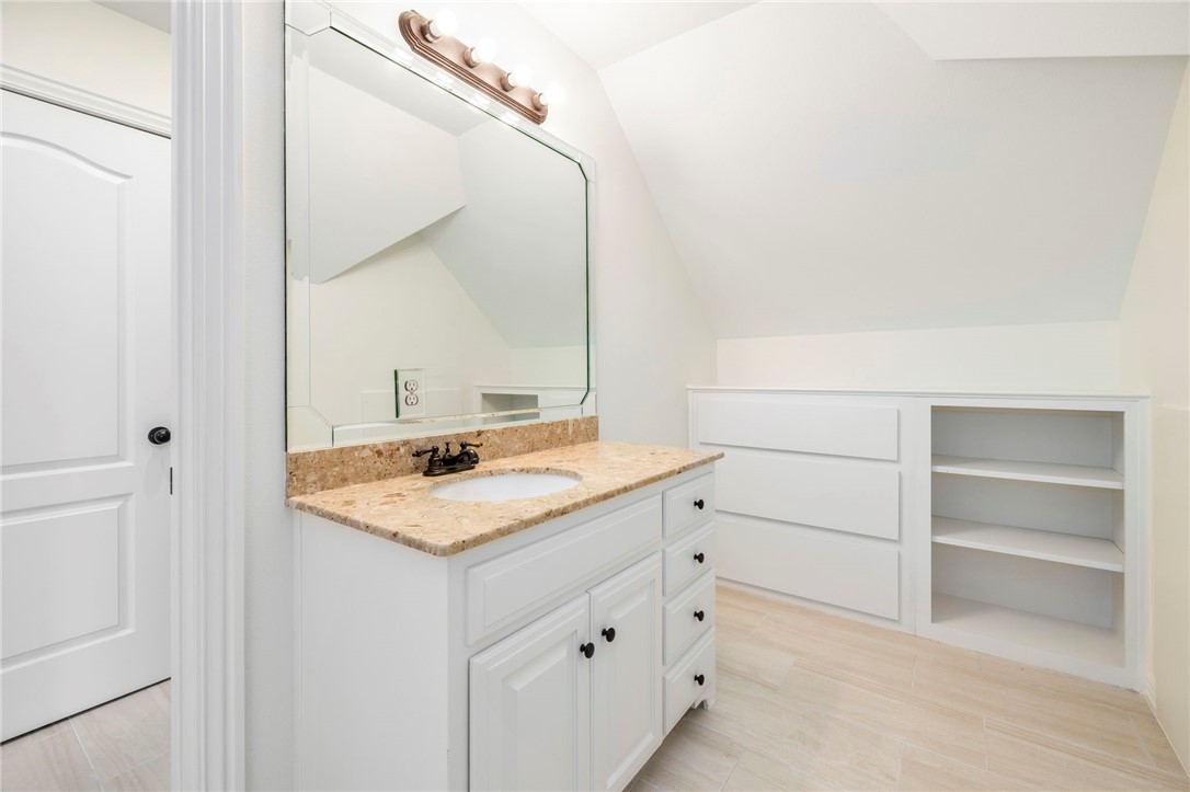 Waterford Estates At Hissom Ranch - Residential