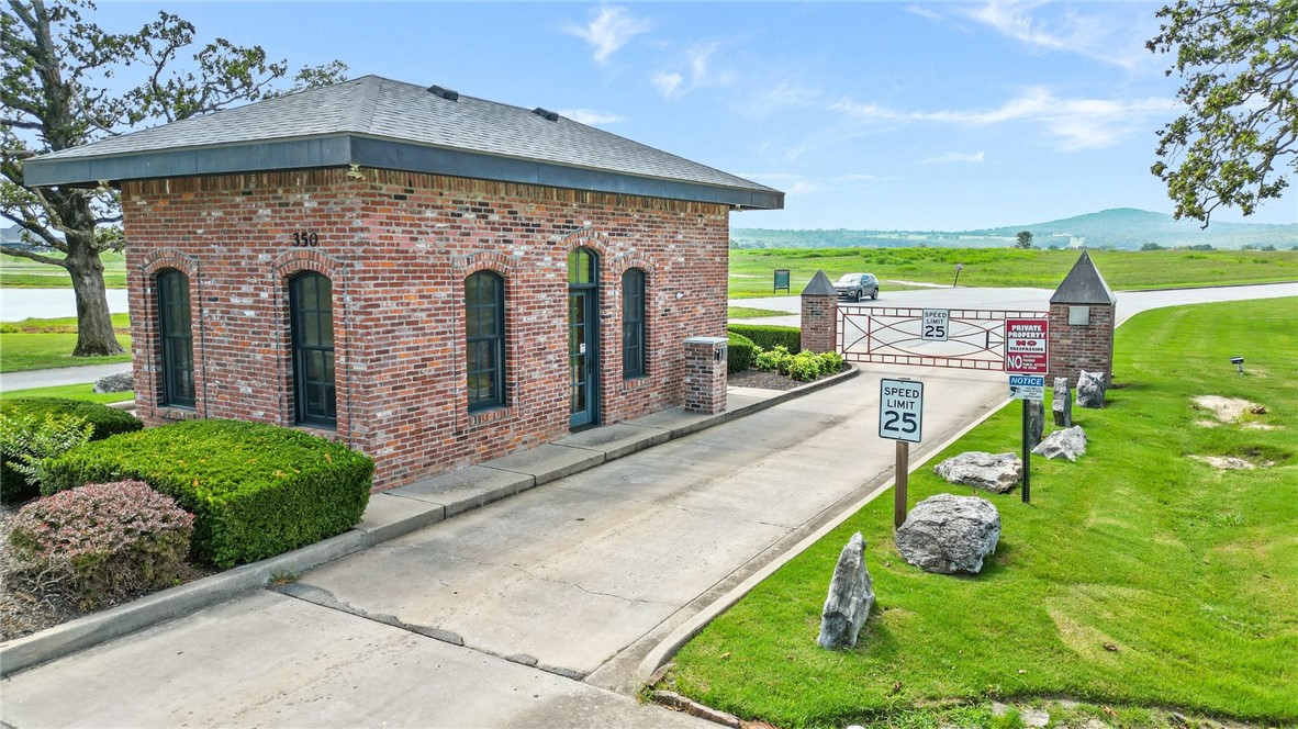 Waterford Estates At Hissom Ranch - Residential