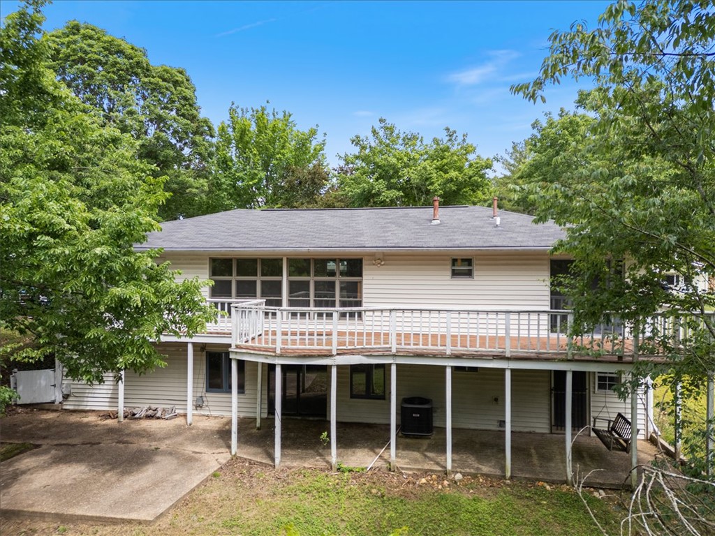 Shelton - Residential