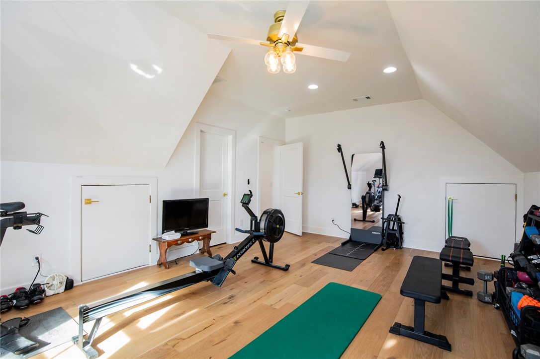 Crescent View - Residential