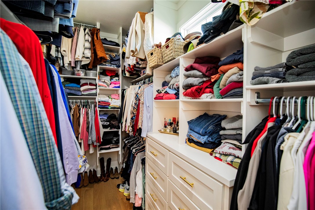 Crescent View - Residential