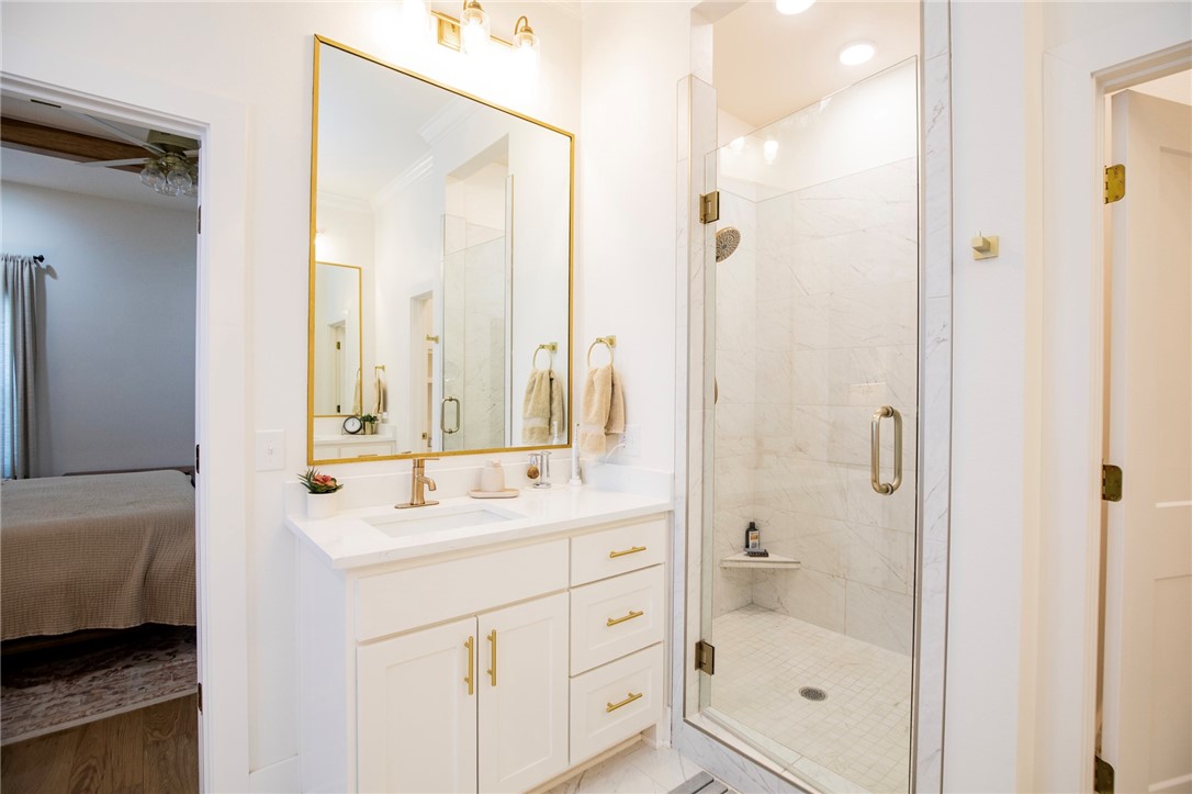 Crescent View - Residential