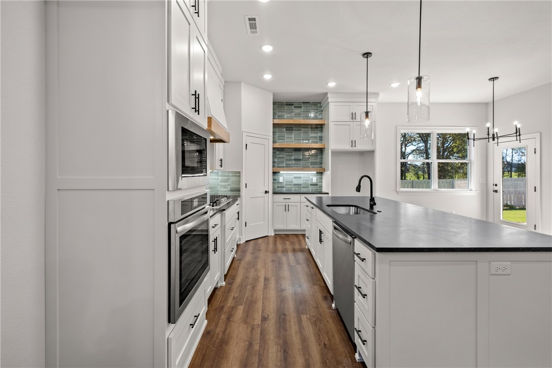 Silver Leaf Estates Ph I Centerton - Residential