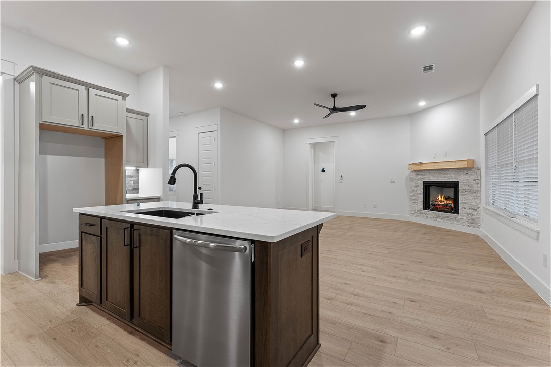 Magrath Sub Bvv - Residential