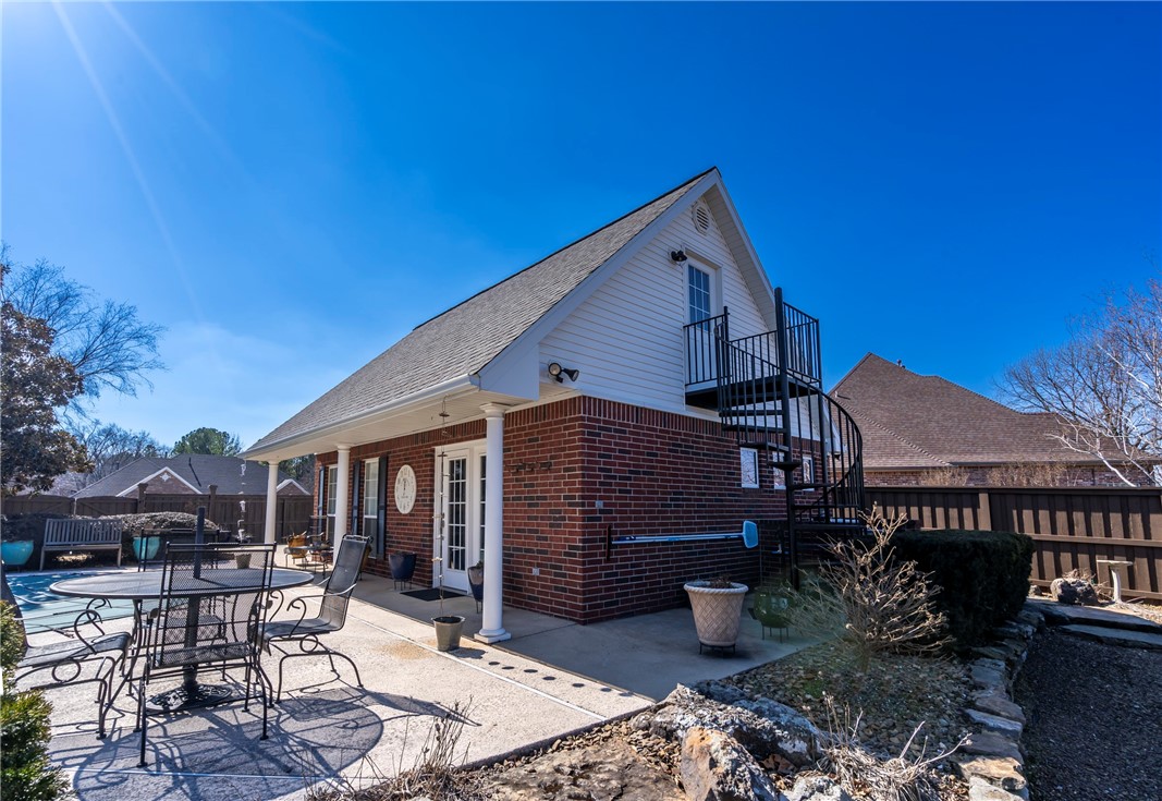 Southern Trace Rogers - Residential