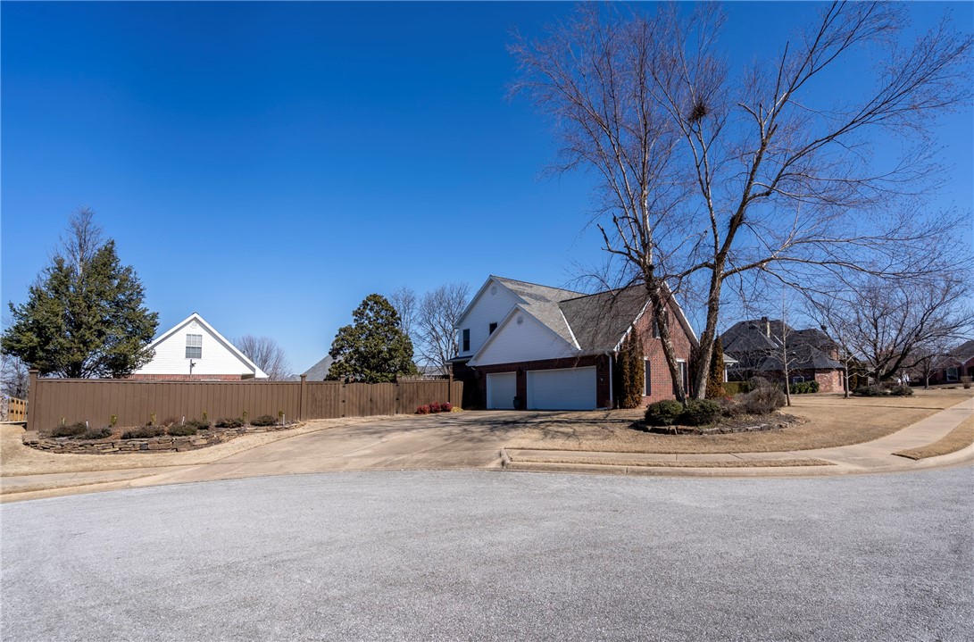 Southern Trace Rogers - Residential