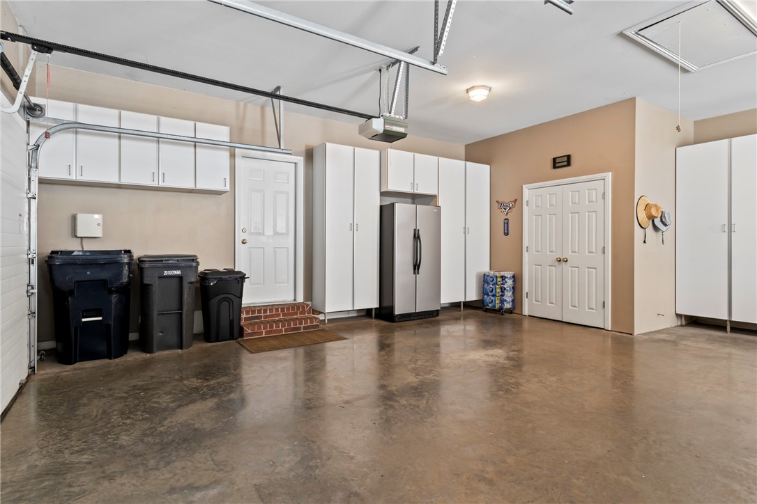 Southern Trace Rogers - Residential