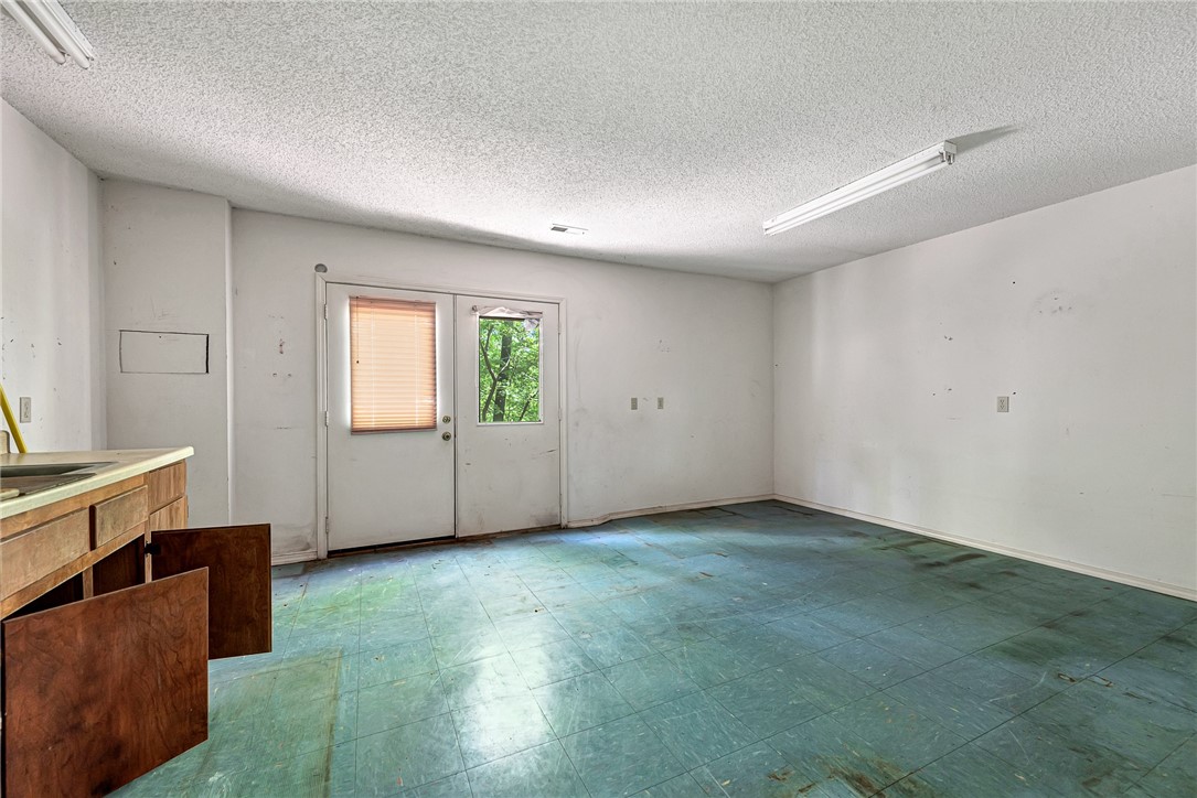 Windsor Sub Bvv - Residential