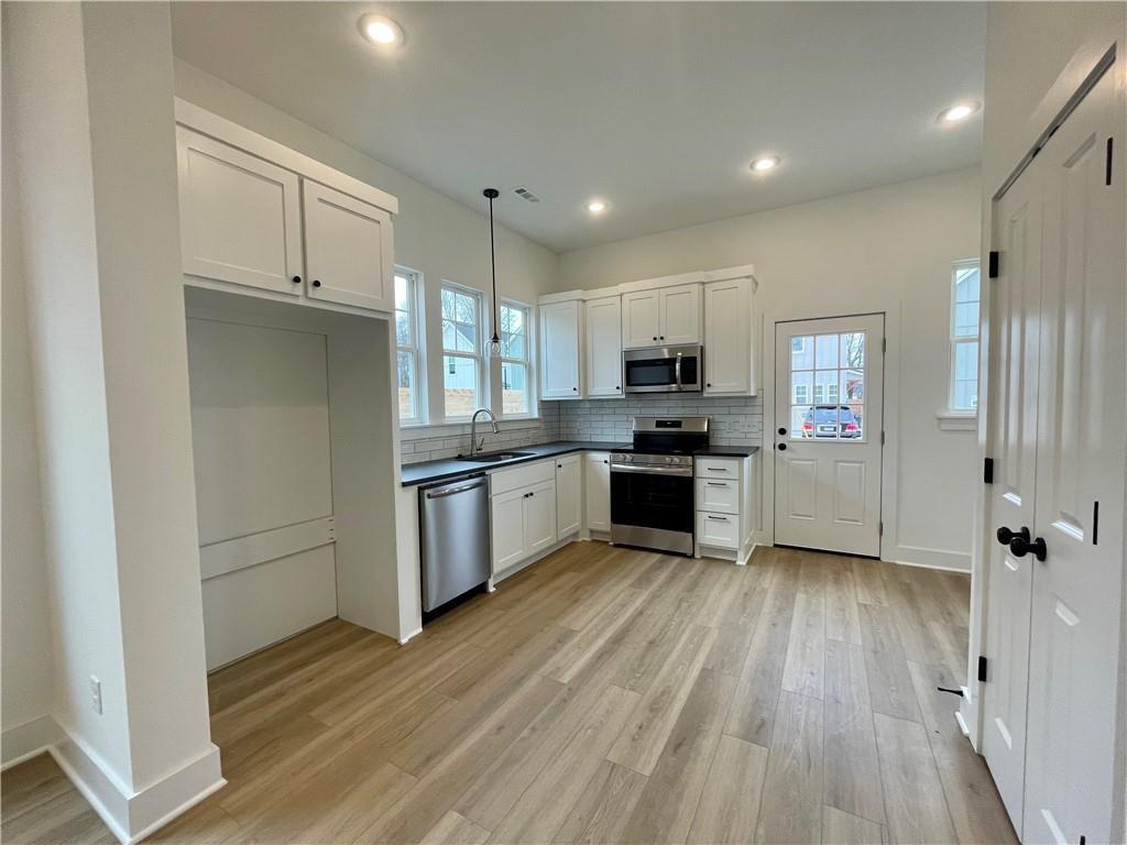 The Hideaway Community- HPR - Residential Lease