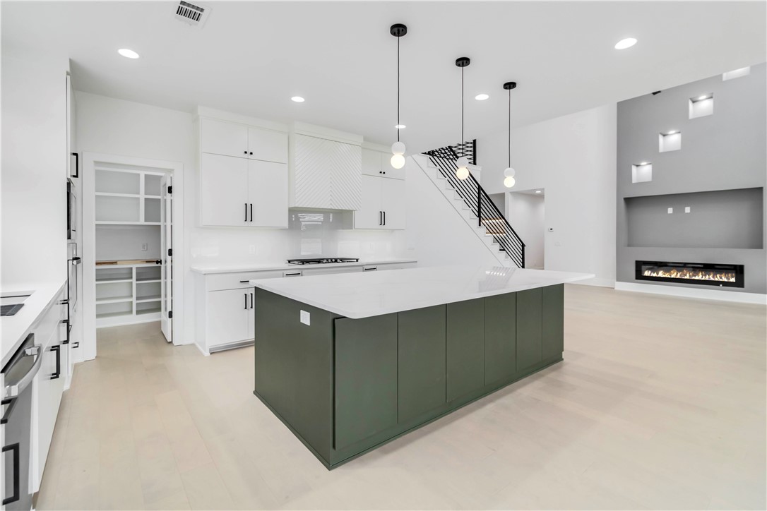 TUSCANY PH 3-CENTERTON - Residential