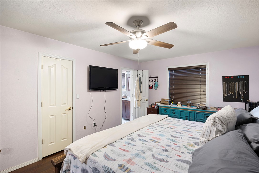 GOLDEN POND - Residential