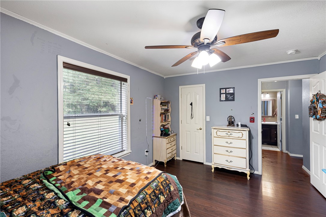 GOLDEN POND - Residential