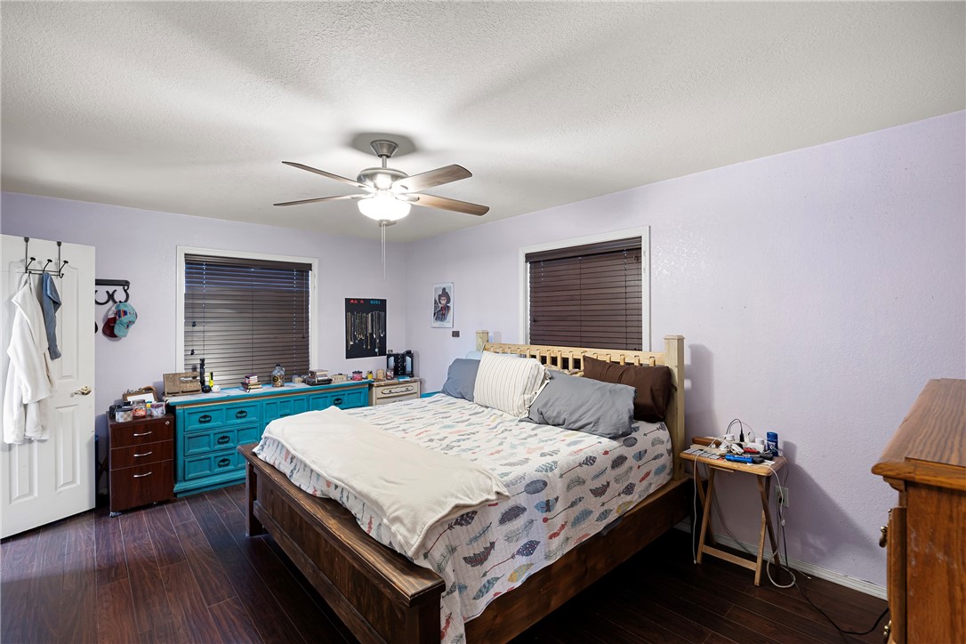 GOLDEN POND - Residential