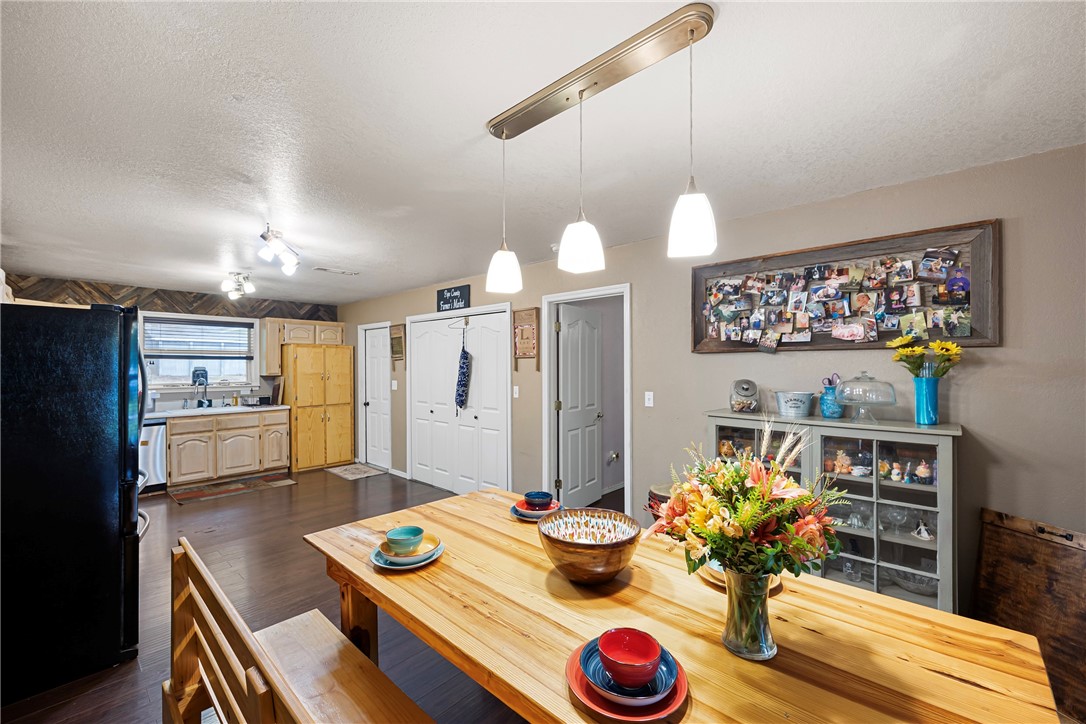 GOLDEN POND - Residential