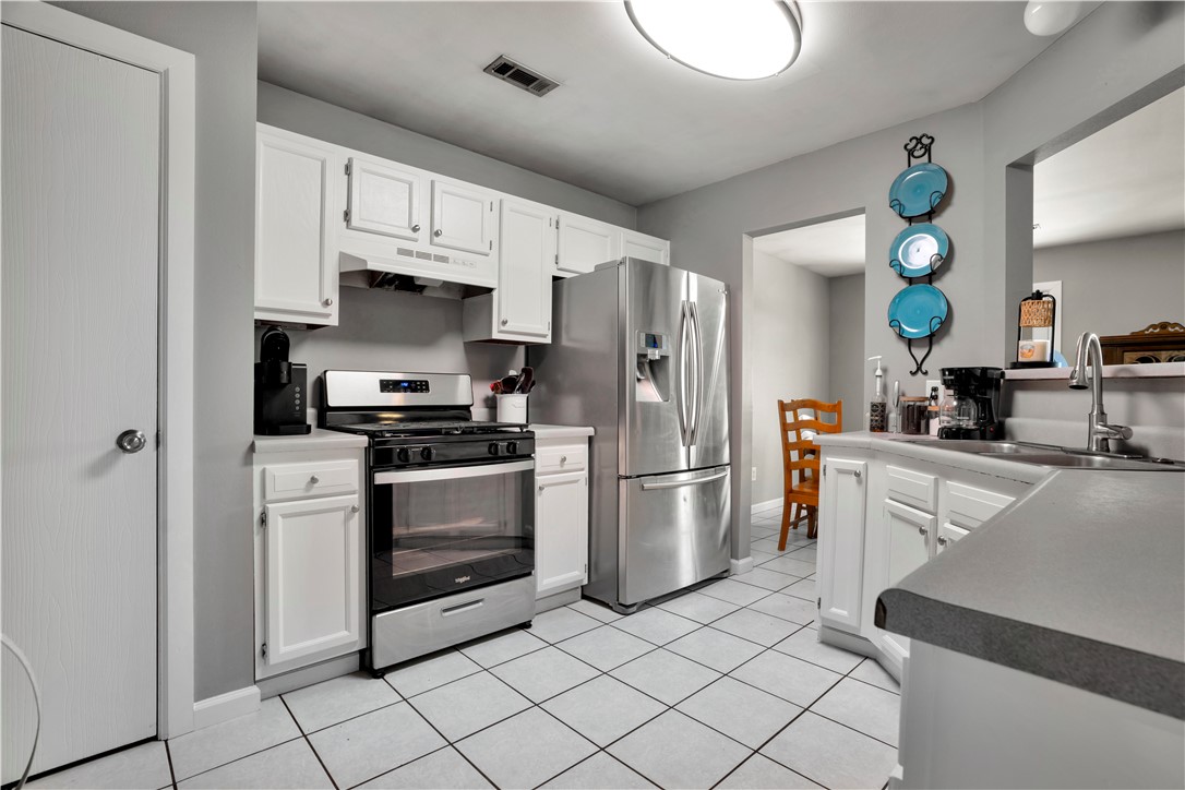 Oakwoods Sub Ph I - Residential