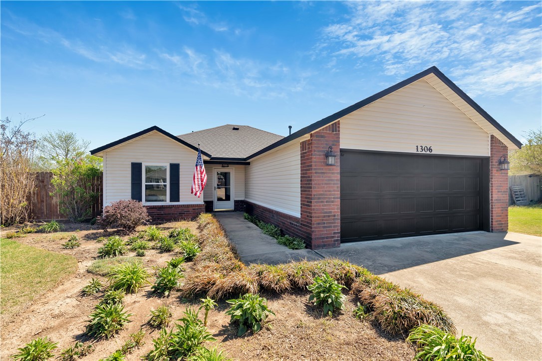 Oakwoods Sub Ph I - Residential