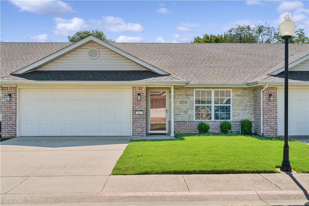 Photo 1 of 26 — 805 N 19th Street, Rogers, AR 72756