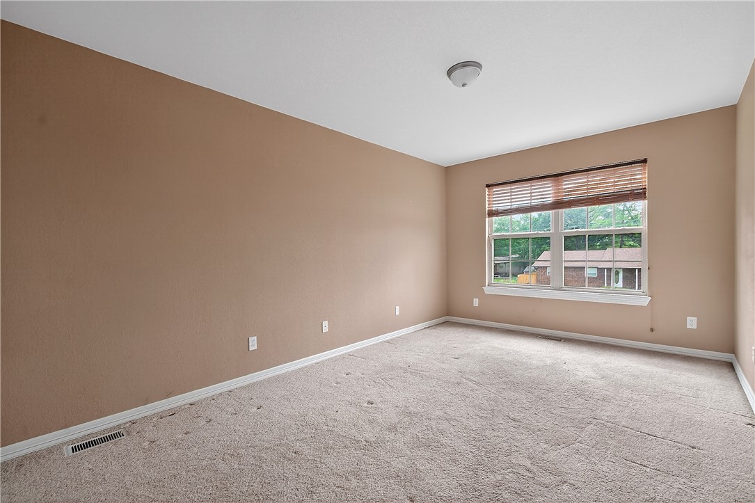 24-19-30-ROGERS - Residential