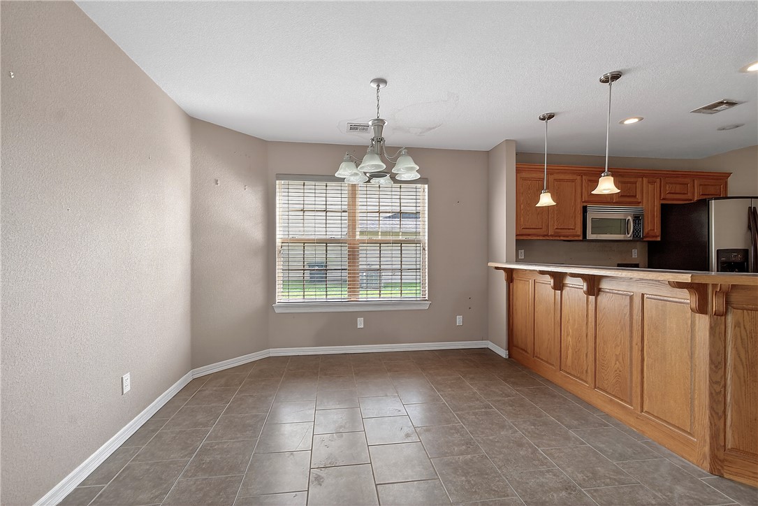 24-19-30-ROGERS - Residential