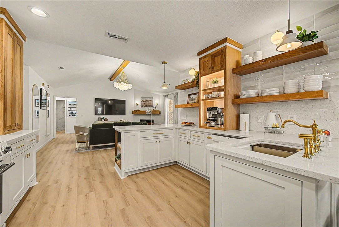 2708 Pleasant View Lane