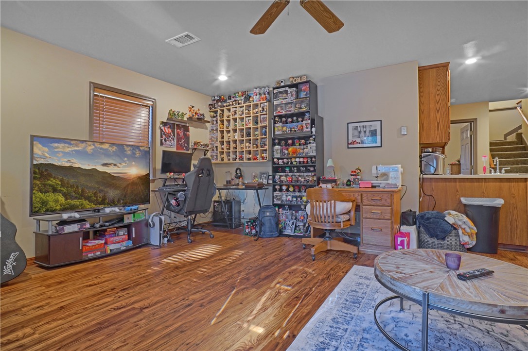 Hickory Hills - Residential