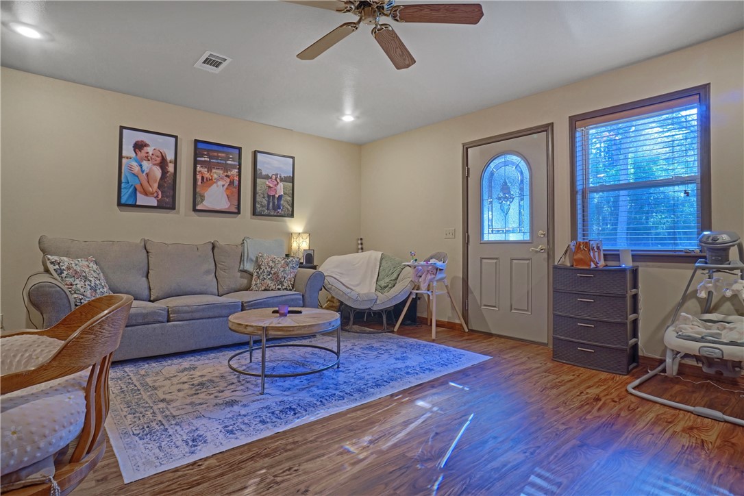 Hickory Hills - Residential