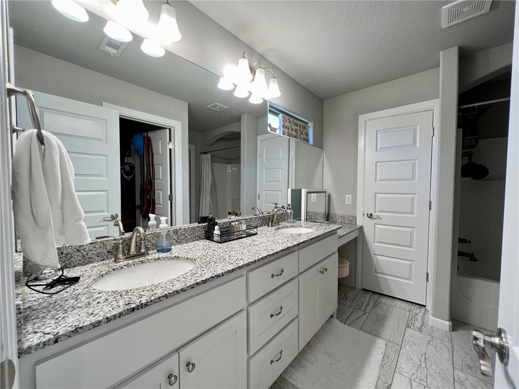 Villages of Sloanbrooke - Residential Lease