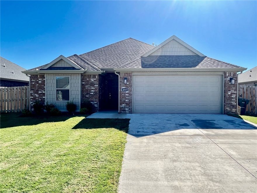 Nice home in West Fayetteville's Villages of Sloanbrooke Subdivision. Home features 3 bedrooms, 2 bathrooms, open floor plan, wood floors in living room with a gas log fireplace, granite countertops, nice fenced in yard, master suite with double sinks and walk in closet, and all appliances.