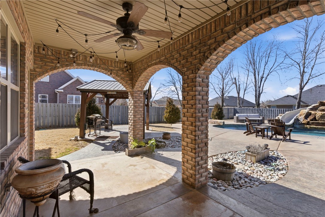 Windsor Manor Sub Bentonville - Residential