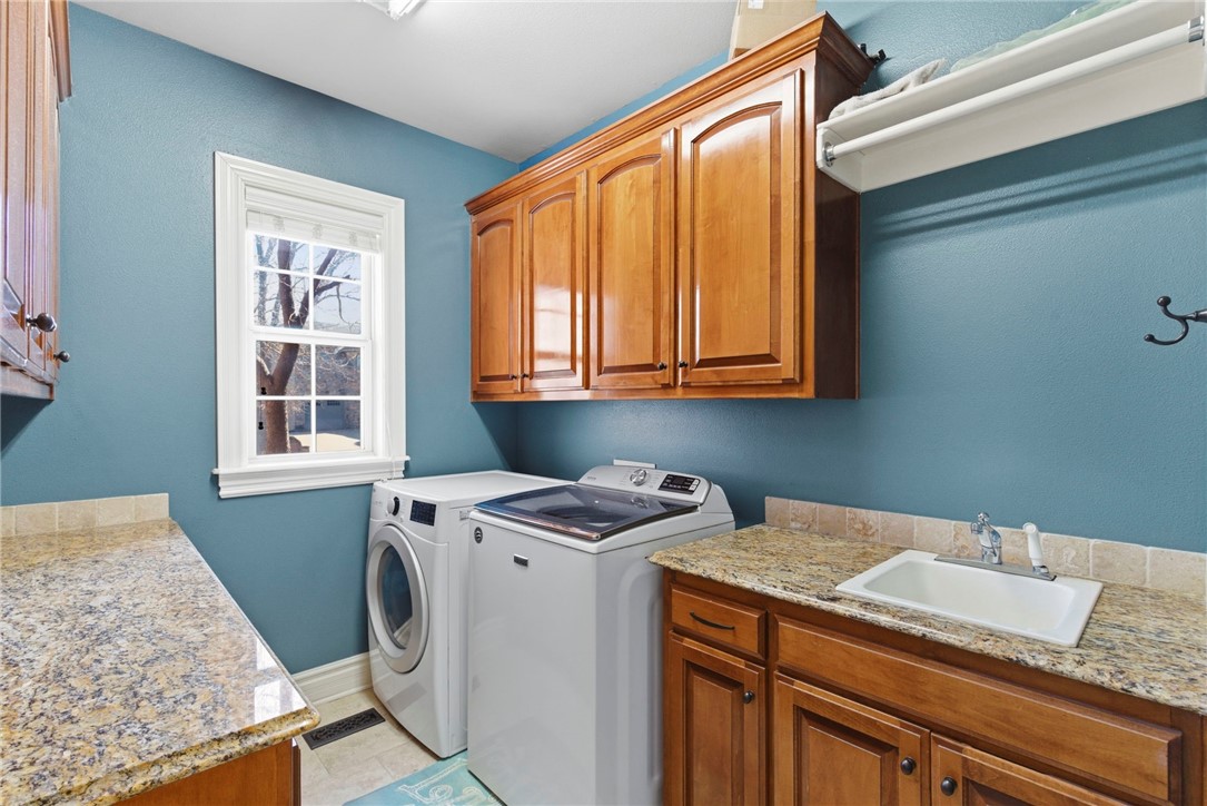 Windsor Manor Sub Bentonville - Residential