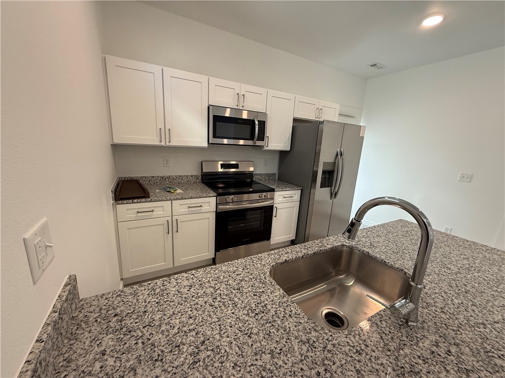 Featherston Village Ph 2 Centerton - Residential Lease