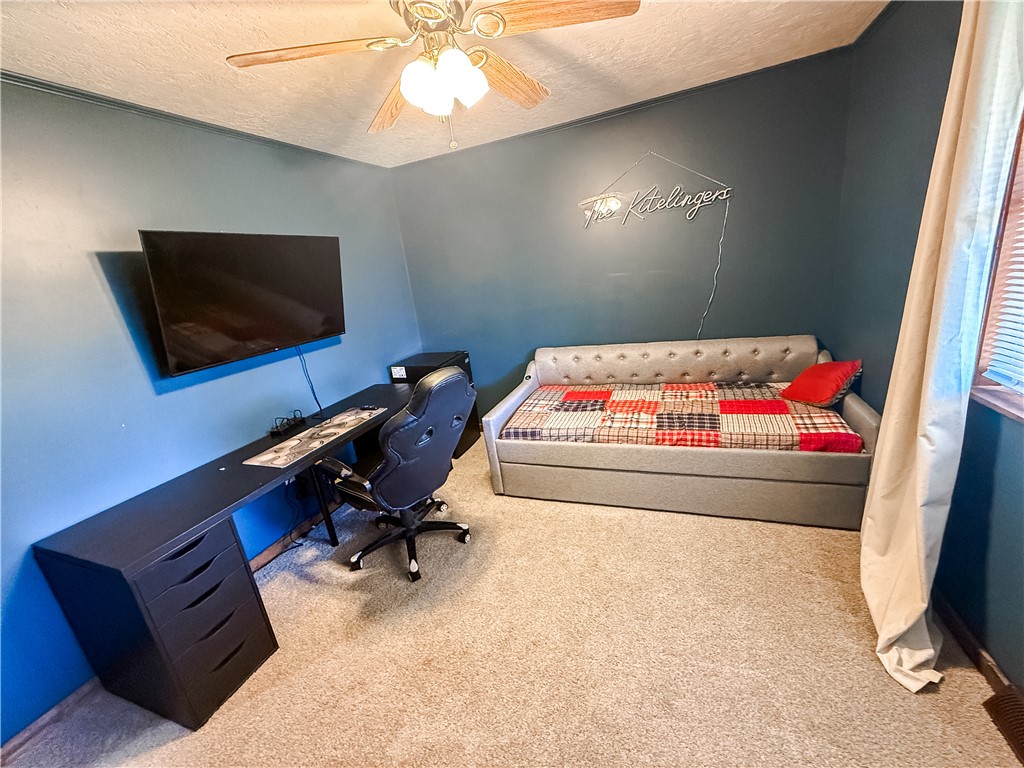 GAITHER MT EST 3 - Residential