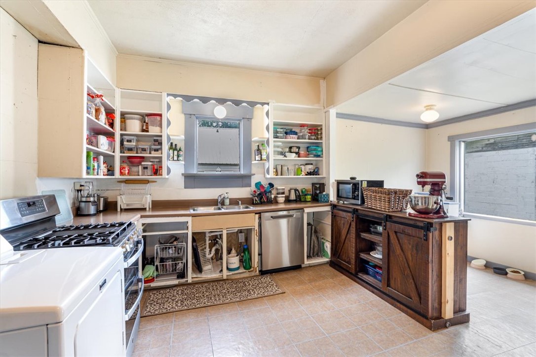 Beauchamps Add Siloam Spgs - Residential