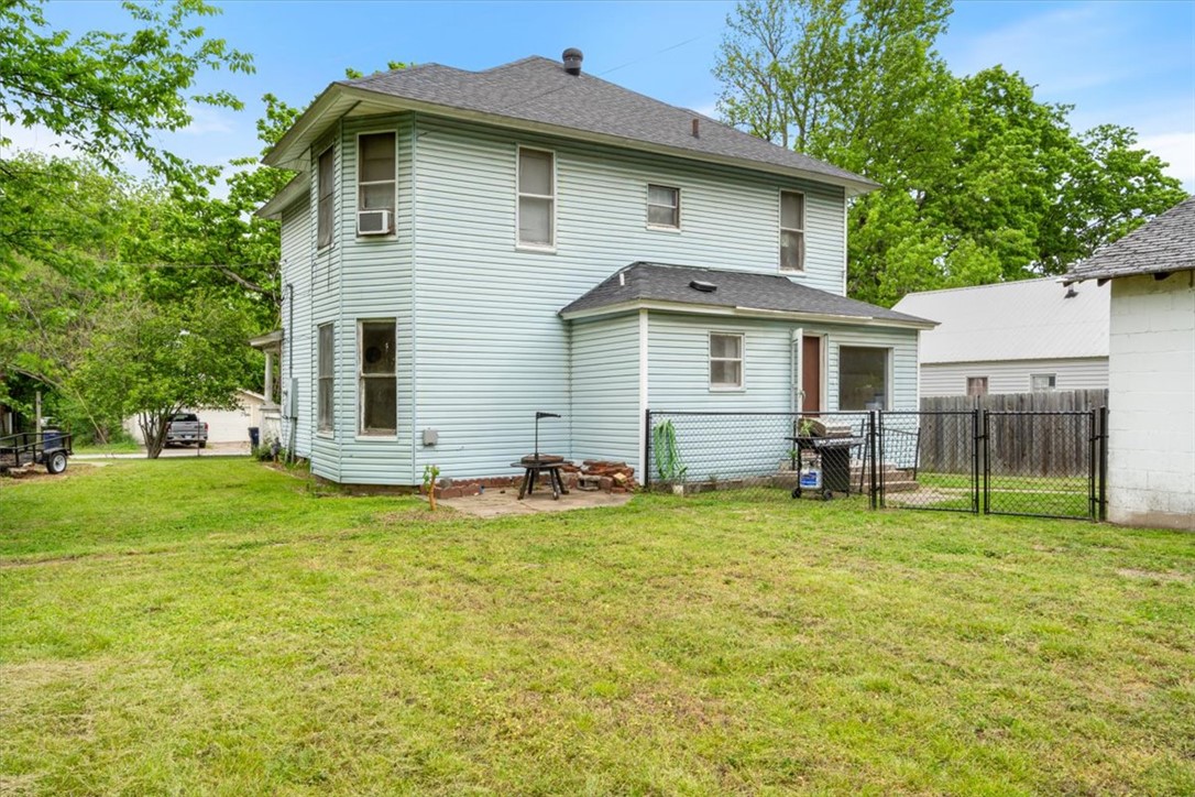 Beauchamps Add Siloam Spgs - Residential