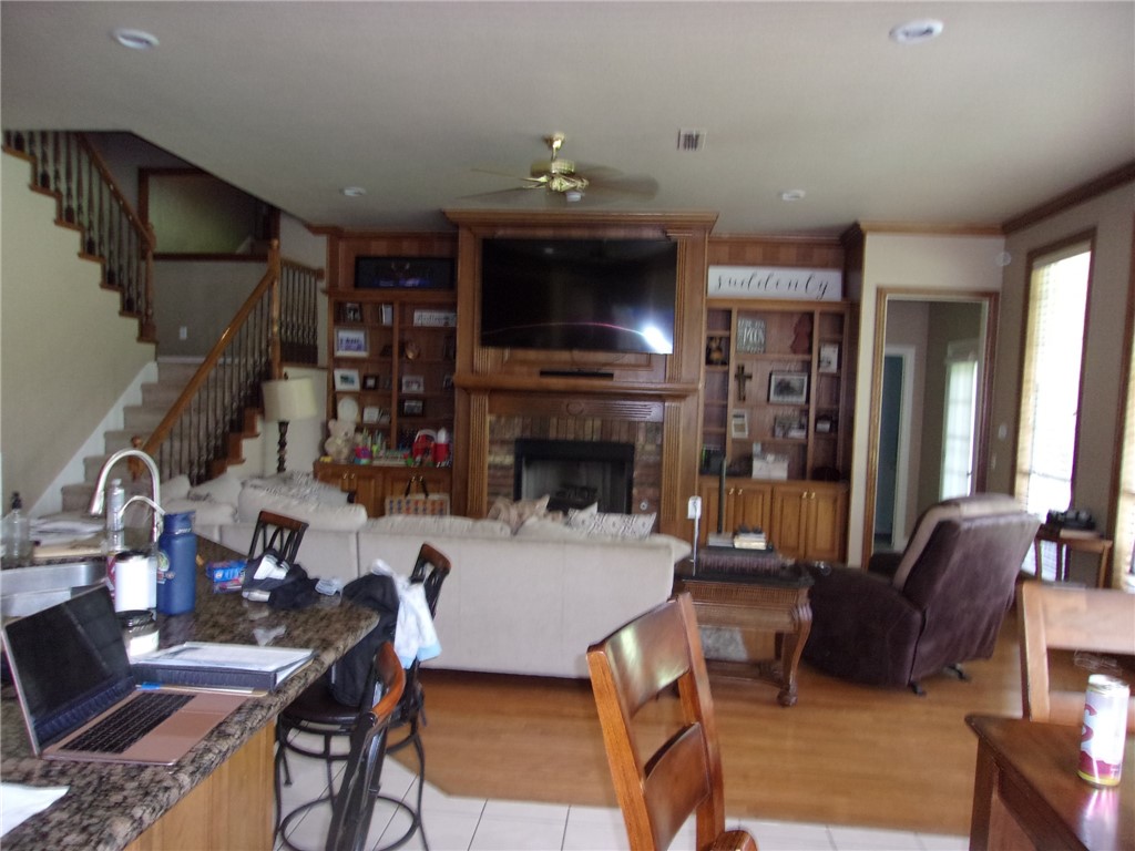 Thornbury Sub Ph I Springdale - Residential