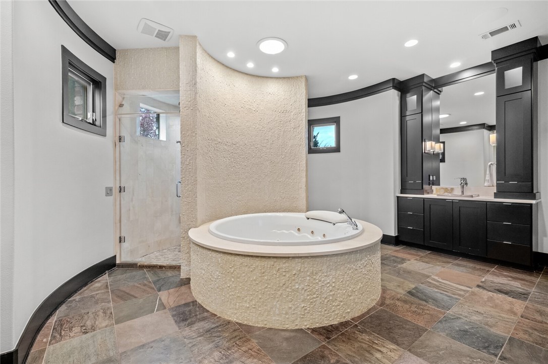 Pinnacle - Residential